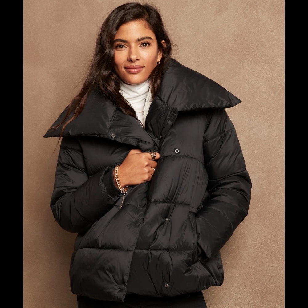 Banana Republic Black Funnel-Neck Puffer Coat Size XS
